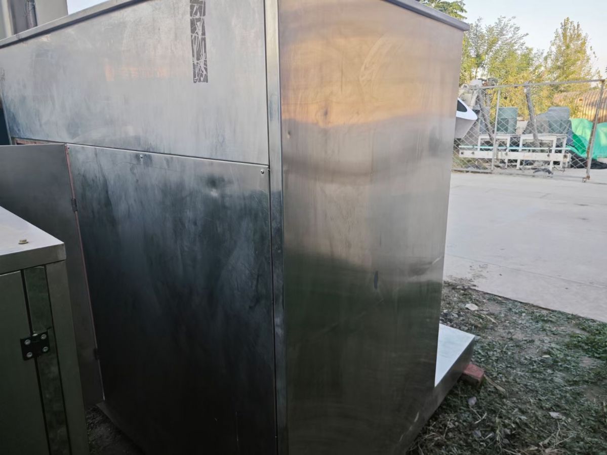 转让二手三维混合机 一台容积600L多项运动三维混合机