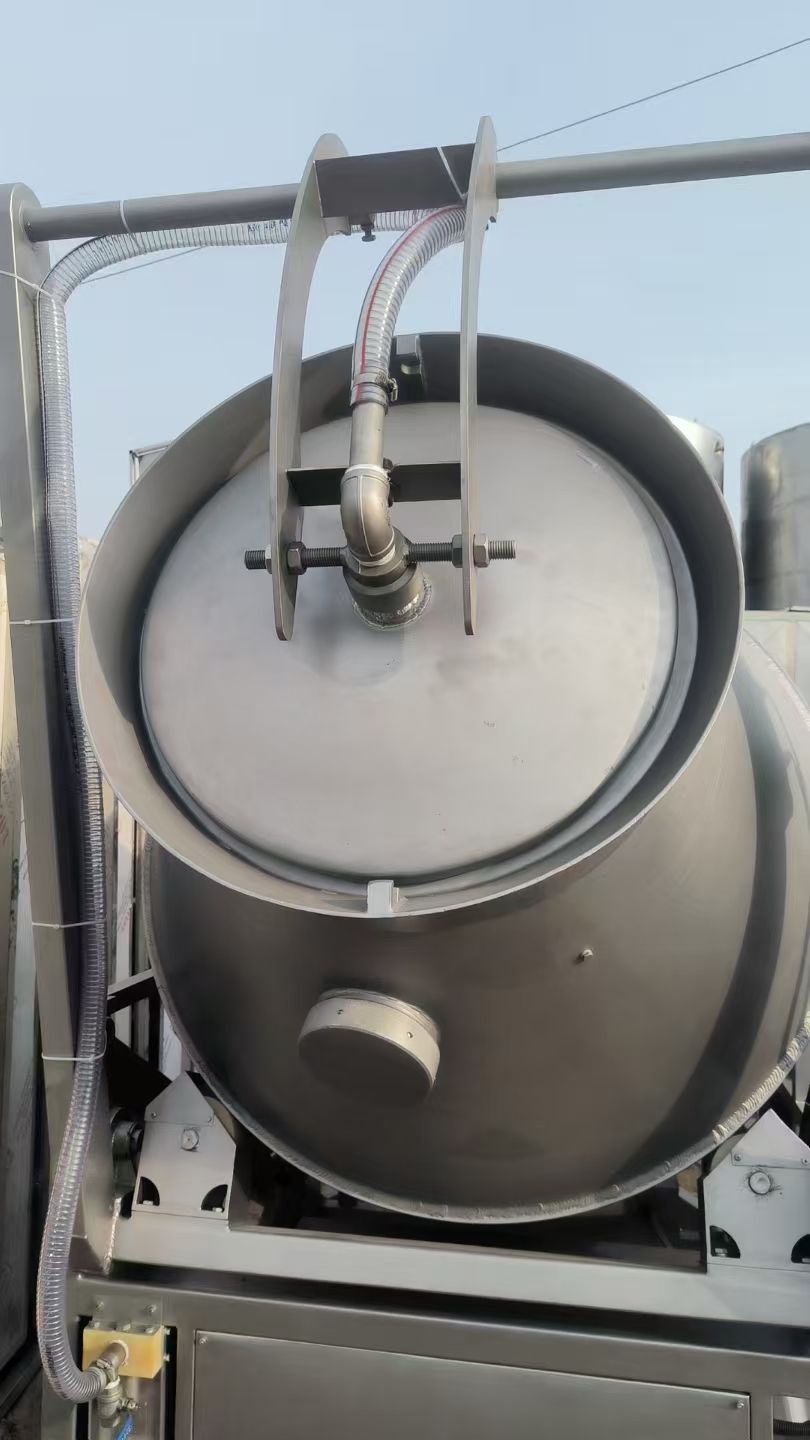 转让二手真空滚揉机 一台容积1700升瑞邦产自动上料液压滚揉机