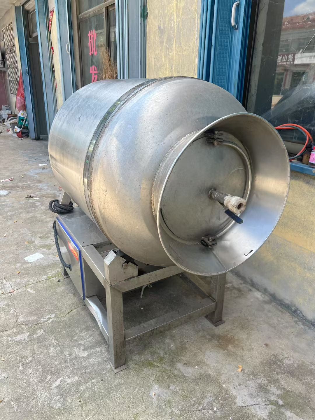 转让二手真空滚揉机 一台容积500升变频调速真空滚揉机