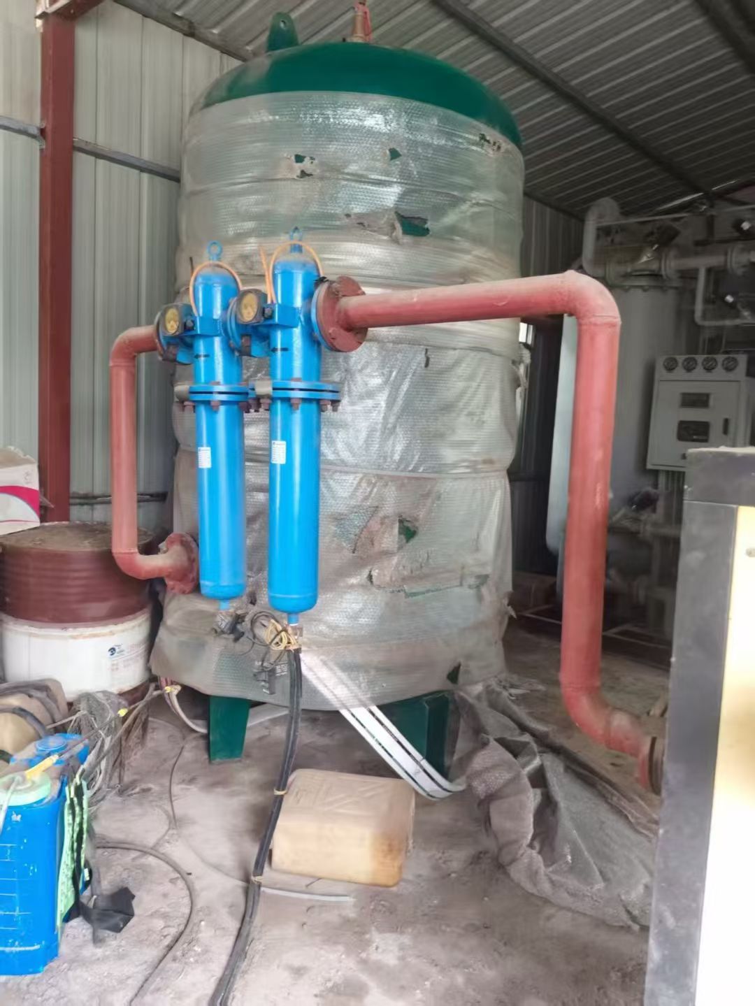 转让二手制氮机 一套容积300立方纯度99.99空气分离制氮机