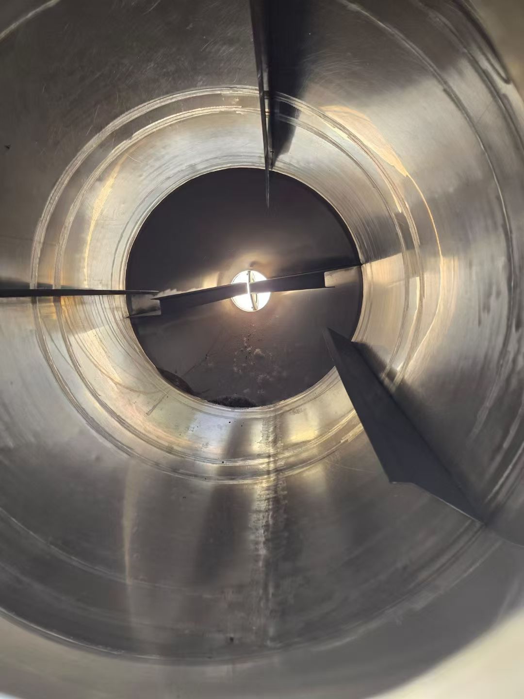 转让二手二维混合机 一台容积1000升高效二维运动混合机