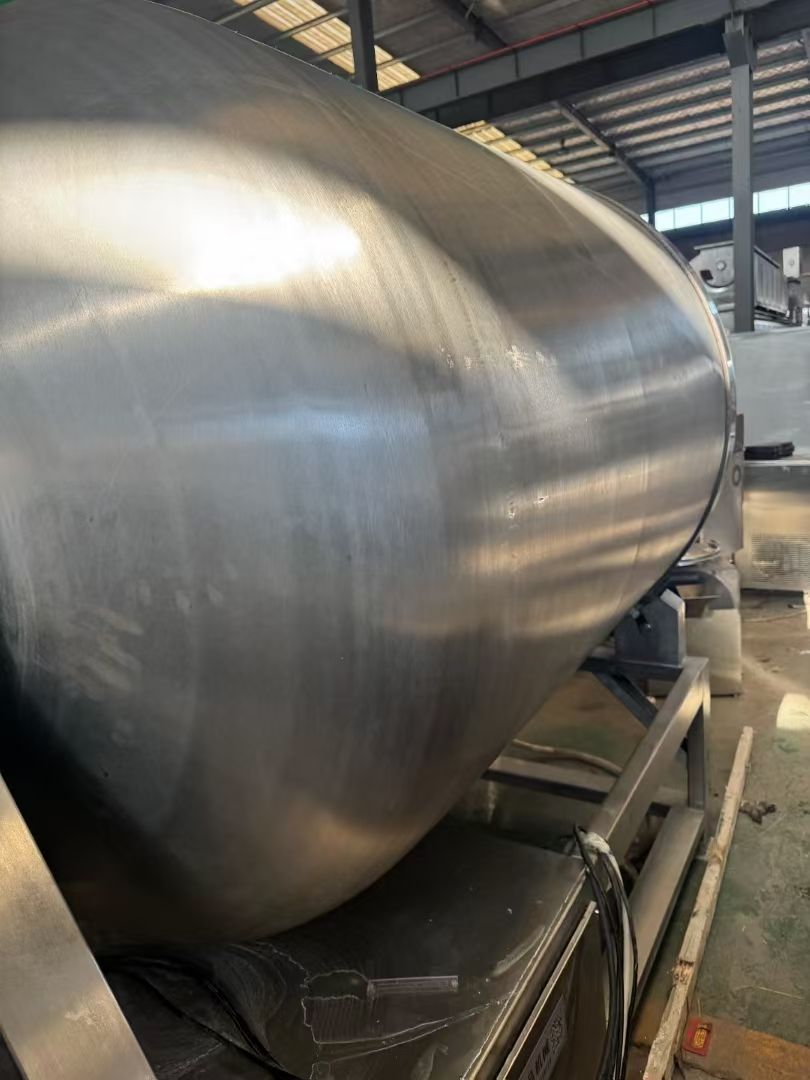 转让二手真空滚揉机 两台容积3000L可变频真空滚揉机