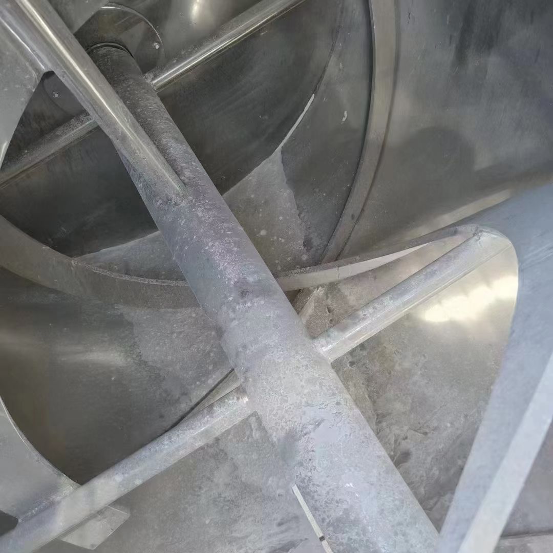 转让二手手螺带混合机 一台容积2立方镜面抛光升立产螺带混合机