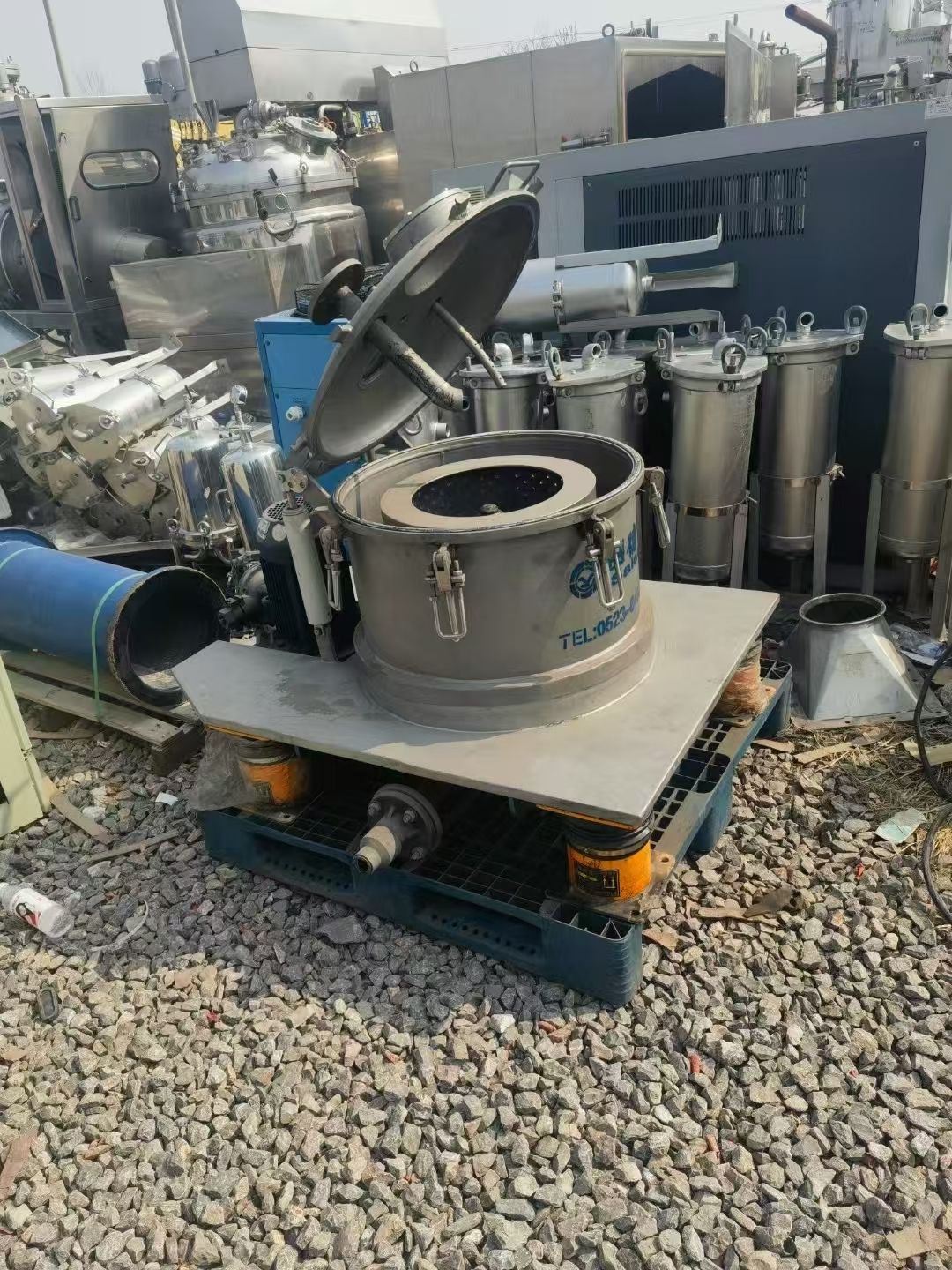 转让二手平板离心机 一台LB-450钛材质平板密闭离心机