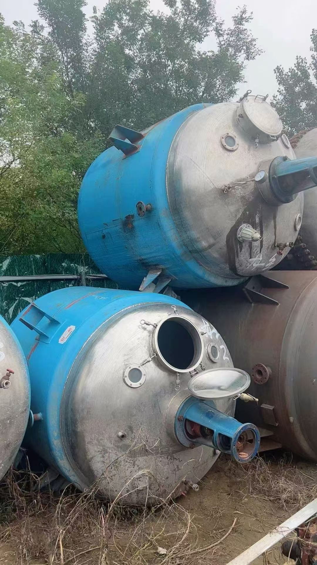 转让二手不锈钢反应釜 容积2000L-3000L壁厚8mm外夹套反应釜