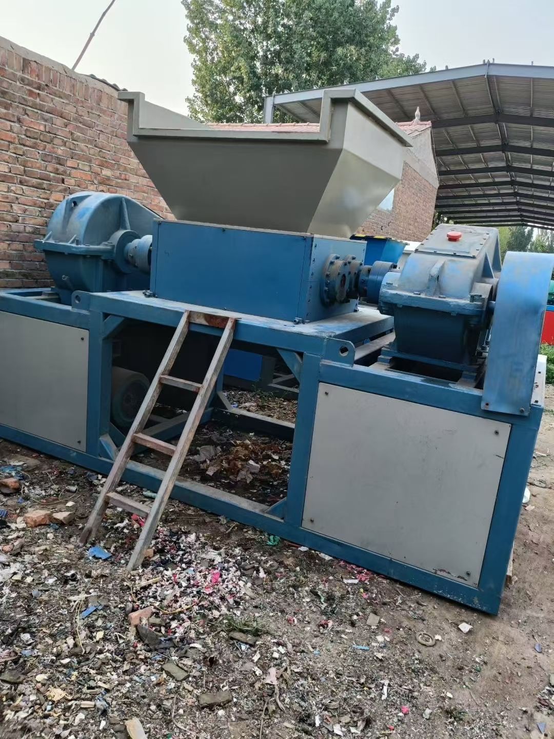 转让二手双轴撕碎机 一台800型马鞍山产重型双轴撕碎机