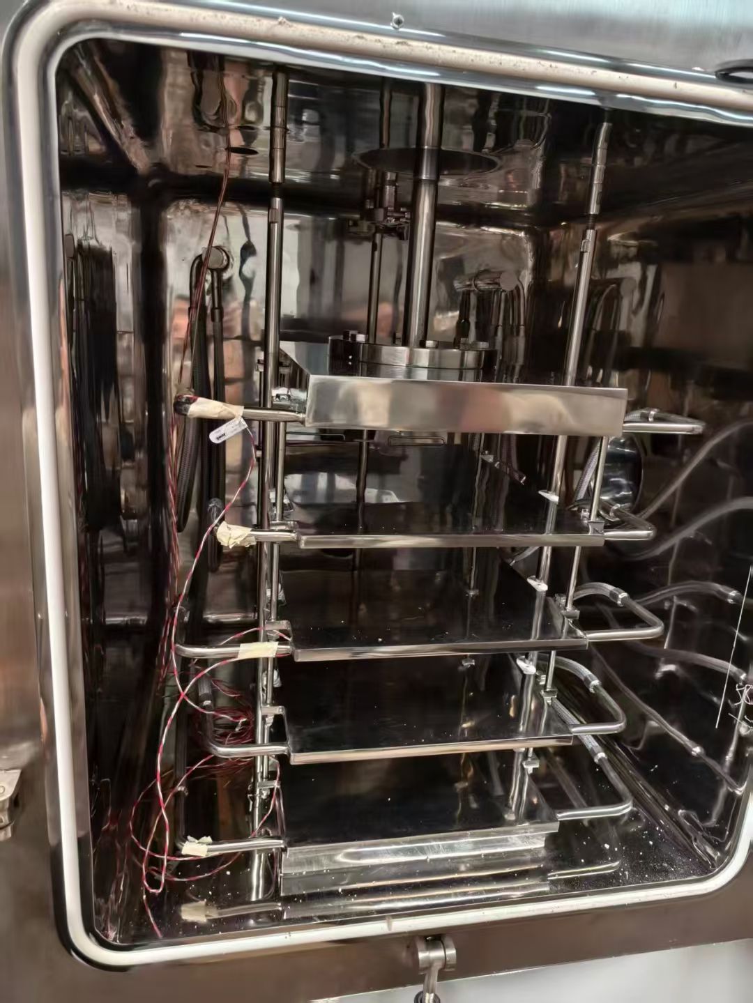 转让二手冷冻干燥机 一台面积0.54平方东富龙产真空冷冻干燥机