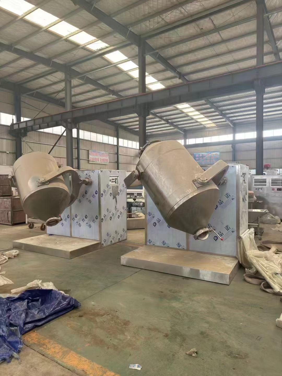 转让二手三维混合机 两台容积1000L南京瑞邦产高效三维运动混合机