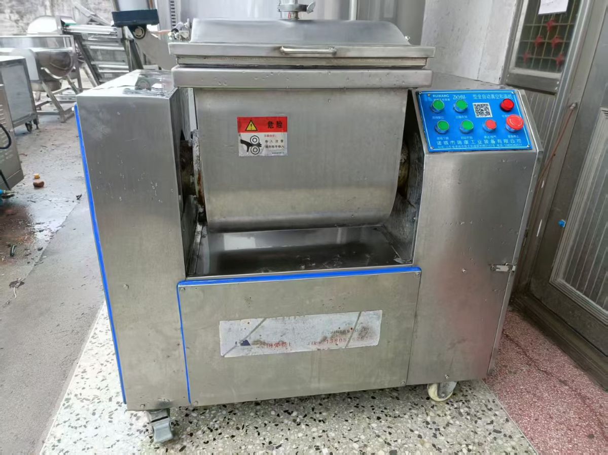 转让二手真空和面机 一台容积半袋面12.5kg卧式真空和面机