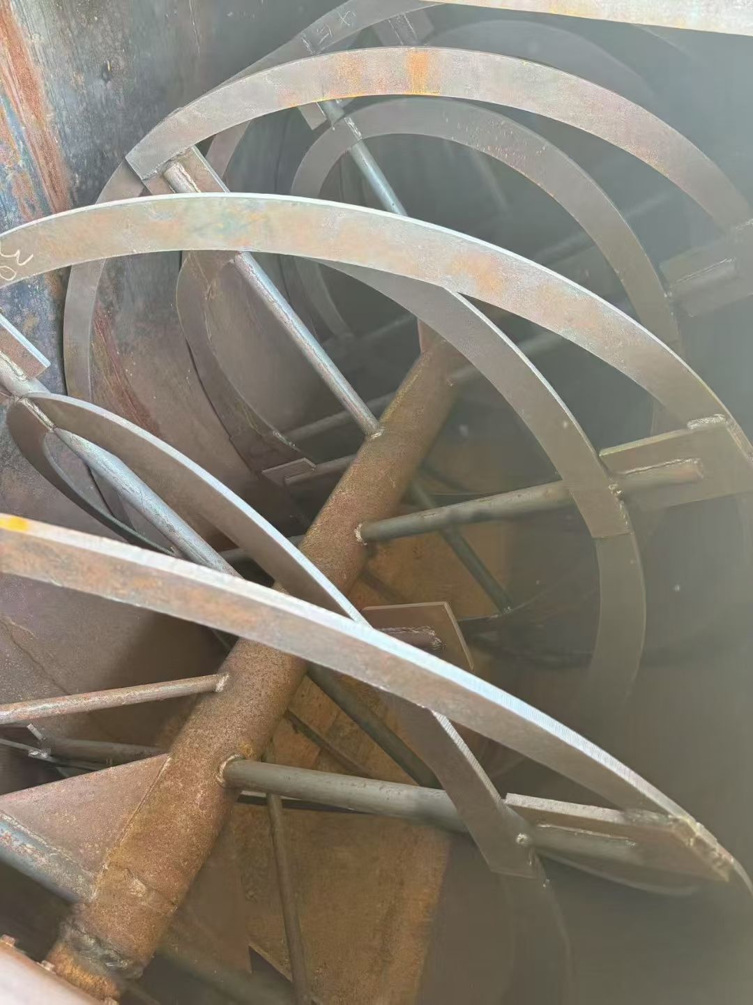 转让二手螺带混合机 一台容积5立方碳钢材质螺带搅拌混合机