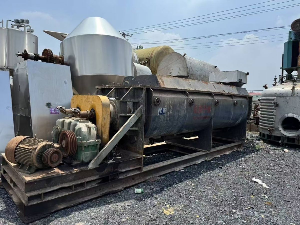 转让二手桨叶干燥机 一台面积60平方材质316空心桨叶干燥机