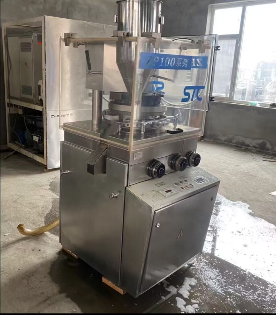 转让二手旋转压片机 一台上海天祥产29冲旋转式压片机