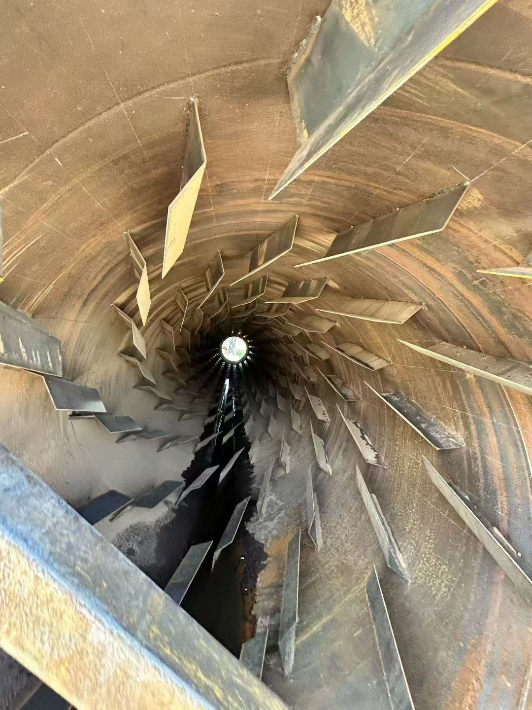 转让二手滚筒烘干机 一套1.8米X18米单筒式滚筒烘干机