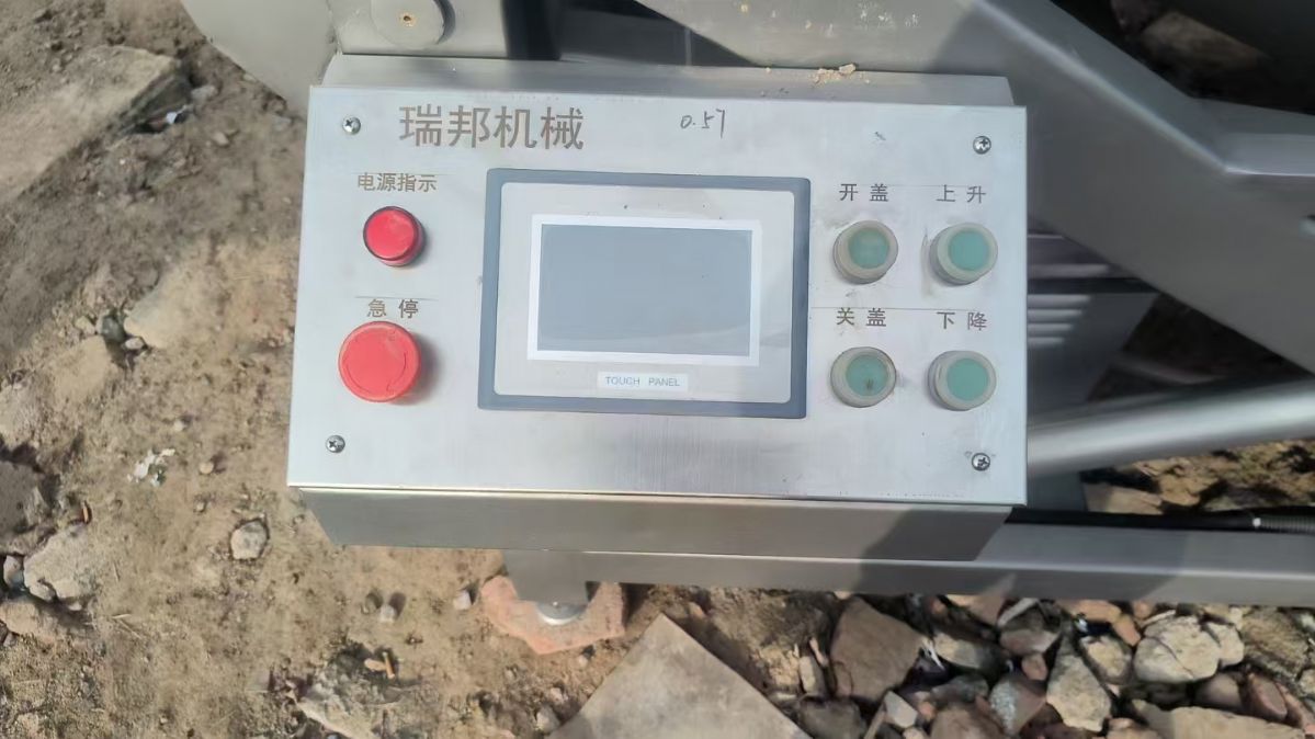 转让二手真空滚揉机 一台容积1700升瑞邦产自动上料液压滚揉机