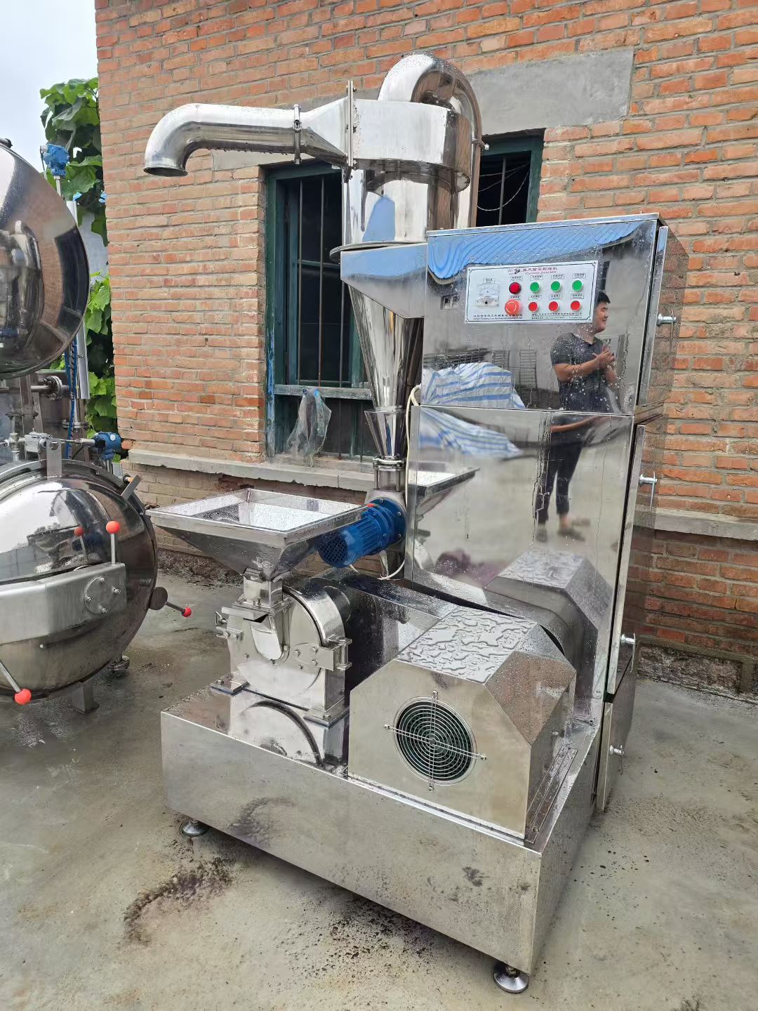 转让二手*粉碎机组 一台20B旋风除尘一体*粉碎机组