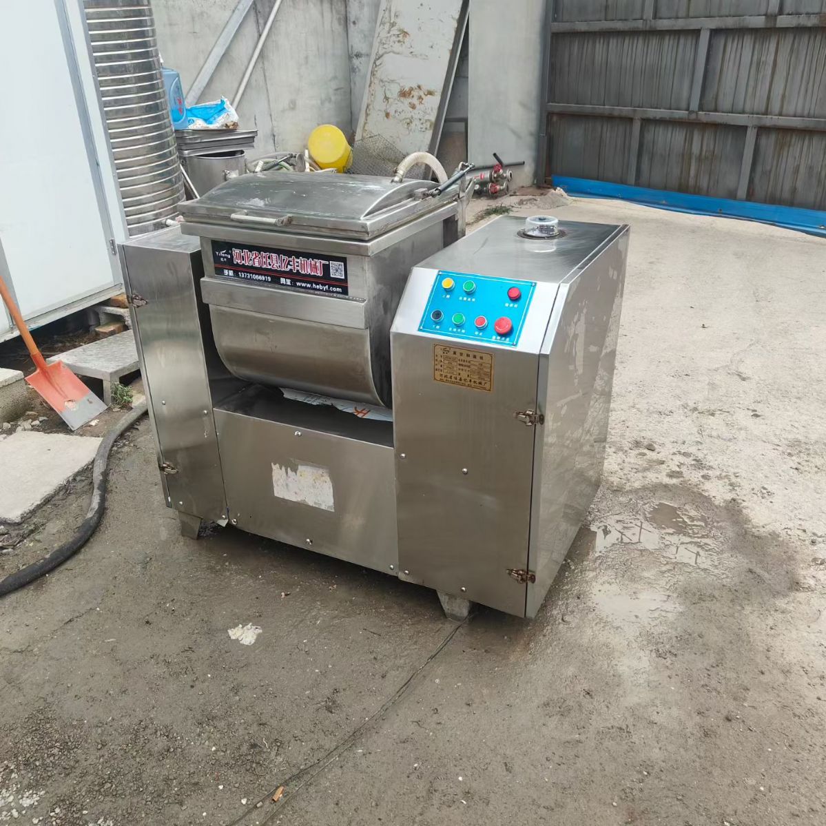 转让二手真空和面机 一台容积1袋面卧式真空和面机