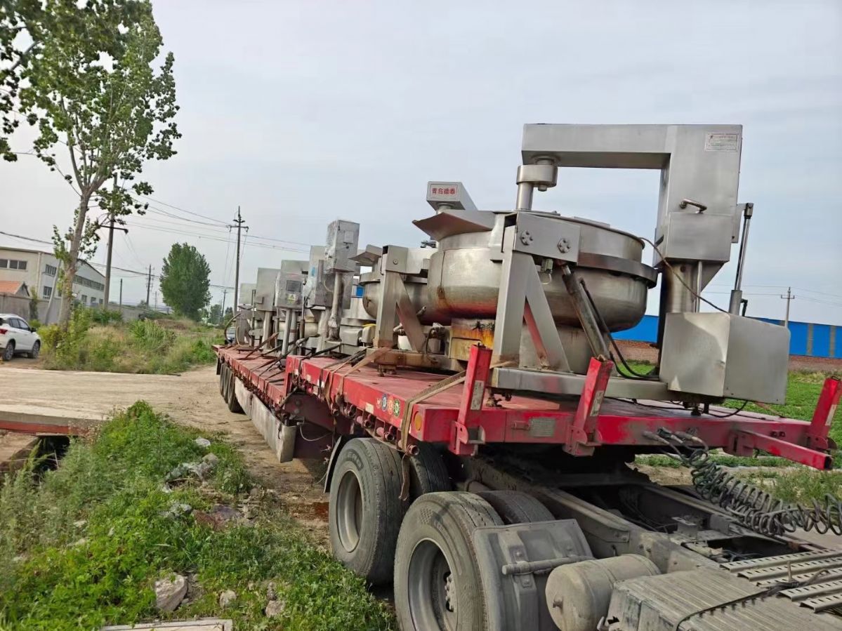 转让二手行星炒锅 六台容积650L燃气加热全自动行星炒锅