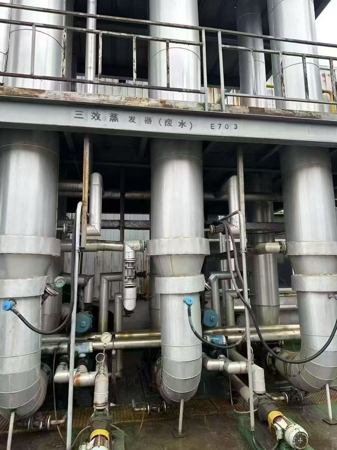 转让二手强制循环蒸发器 一套三效4吨材质316强制循环蒸发器