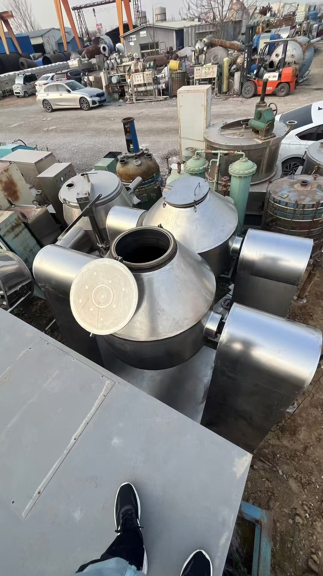 转让二手双锥干燥机 两台容积500L材质316L真空回转双锥干燥机