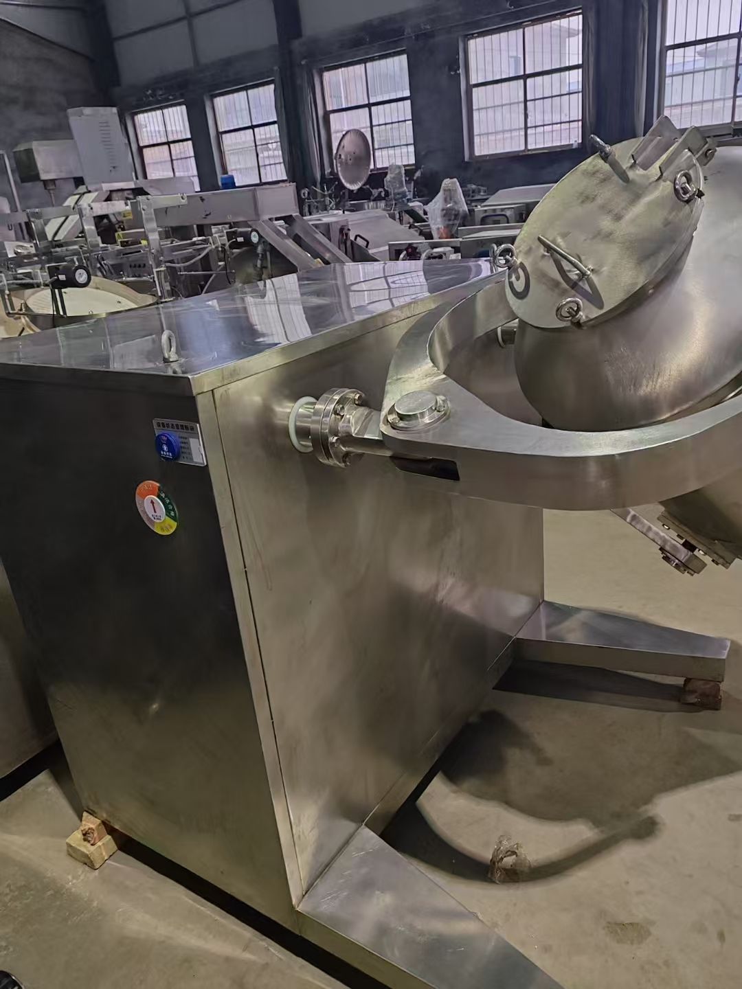 转让二手三维混合机 一台容积100L高效三维运动混合机