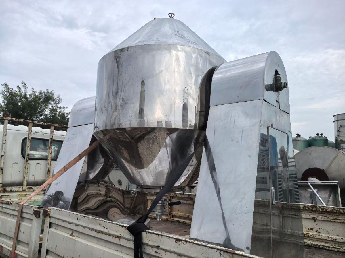 转让二手双锥干燥机 一台容积1000升不锈钢双锥回转真空干燥机