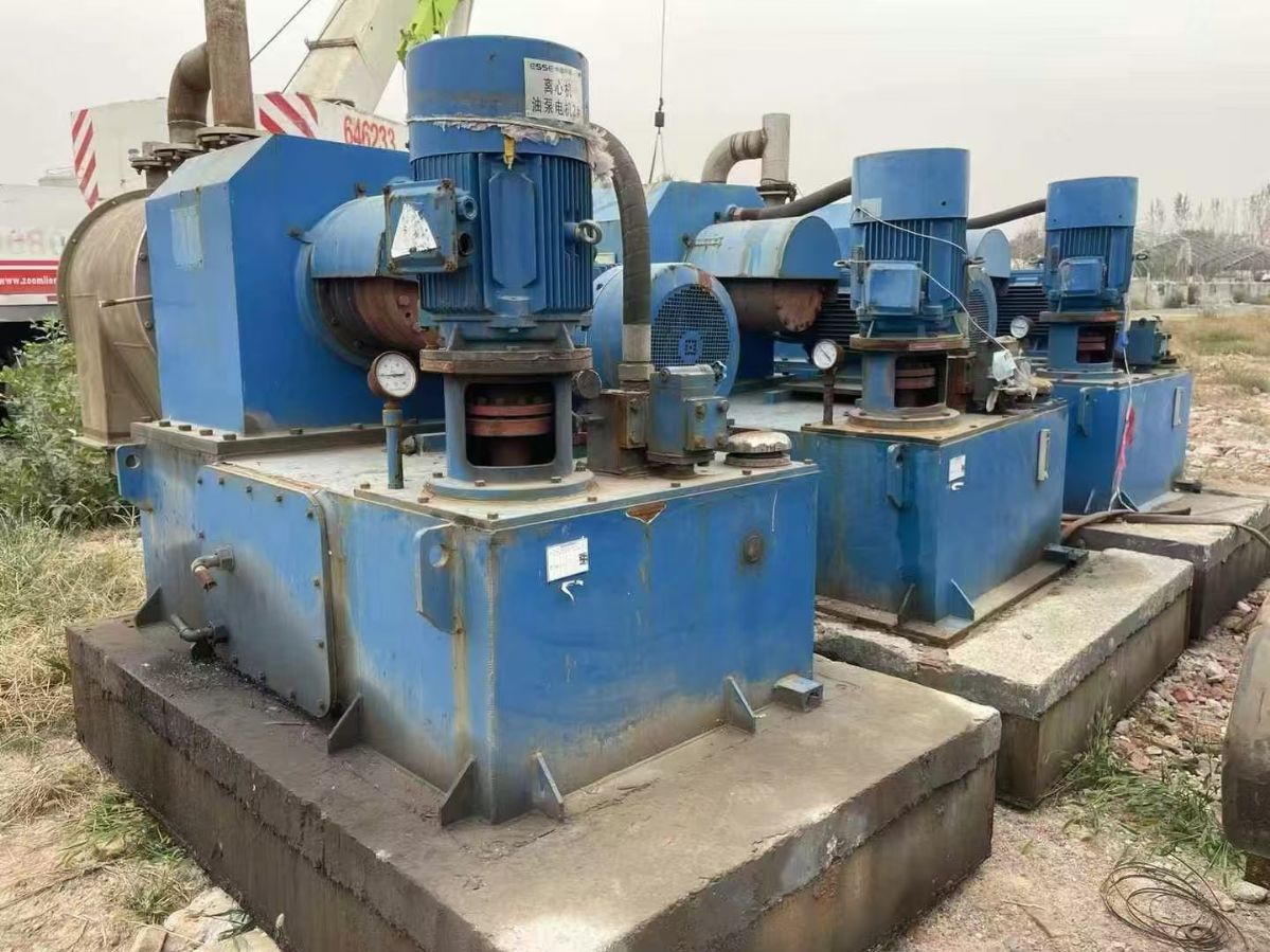 转让二手双级推料离心机 湘潭产三台HR-500型双级活塞推料离心机