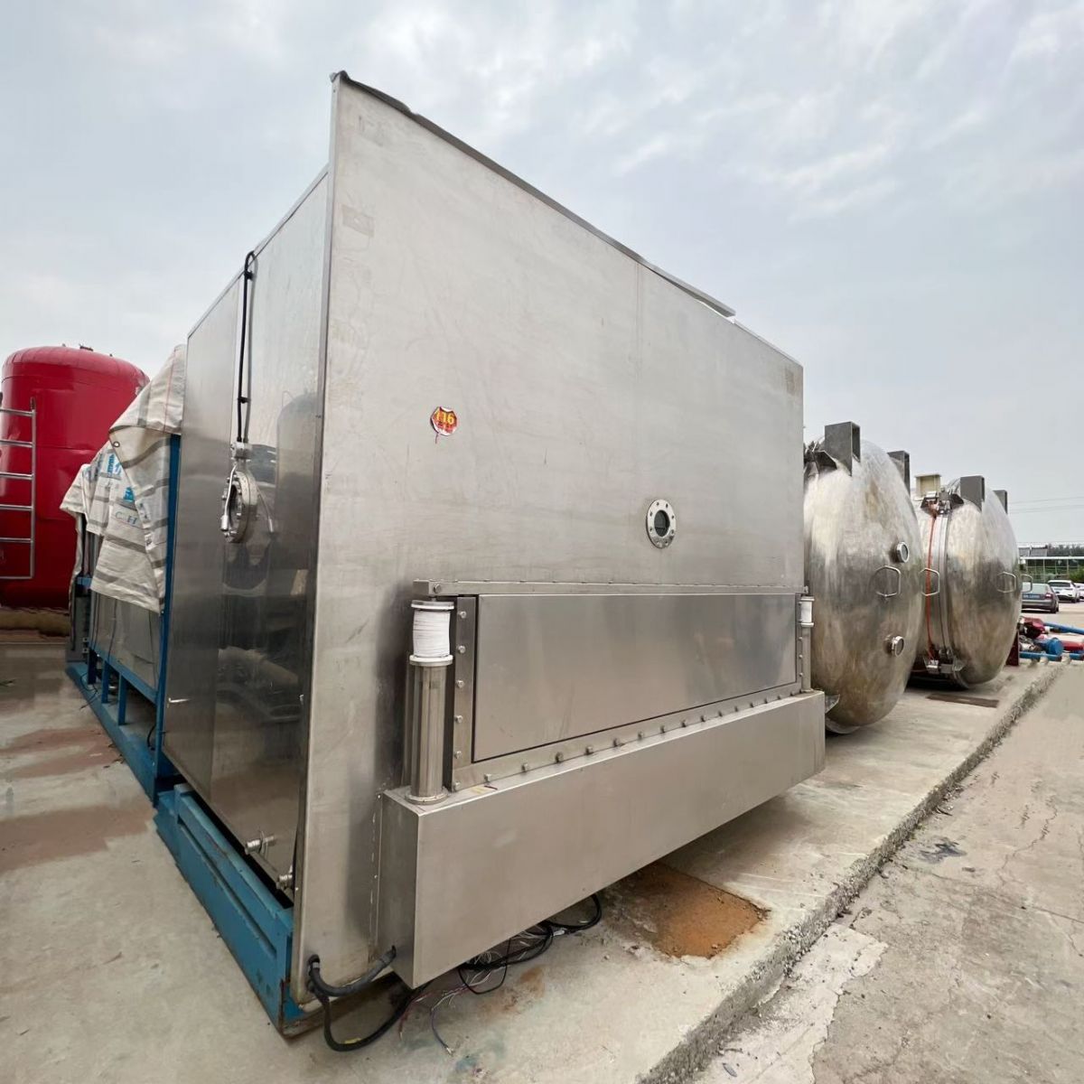 转让二手冷冻干燥机 一台面积30平方东富龙产真空冷冻干燥机