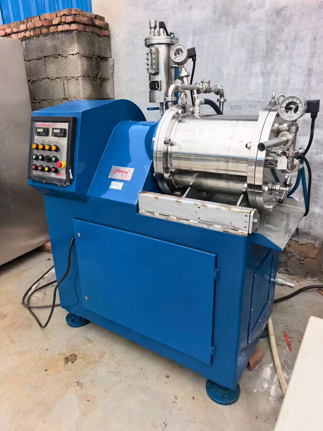 转让二手陶瓷砂磨机 一台容积40升全陶瓷纳米砂磨机