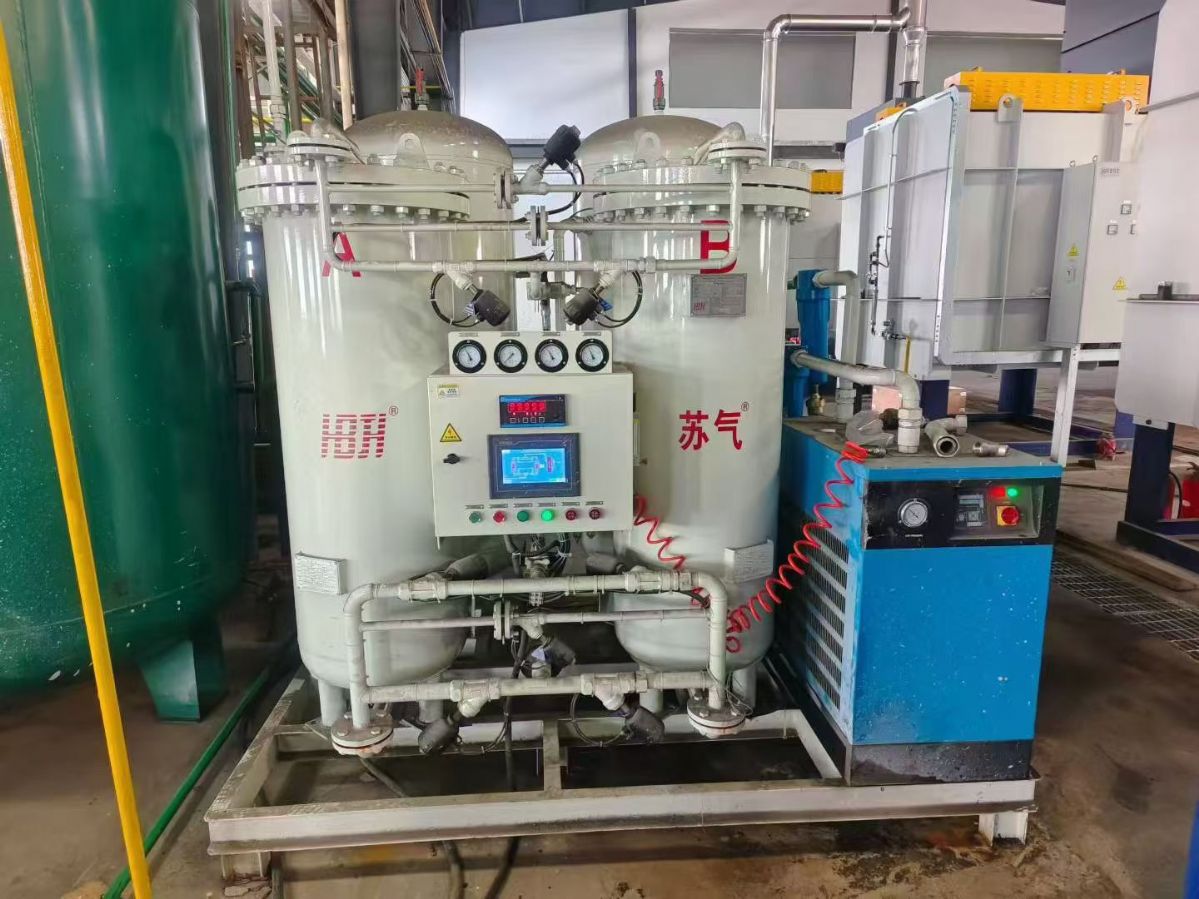 转让二手制氮机 一套容积40立方纯度99.99空气分离制氮机
