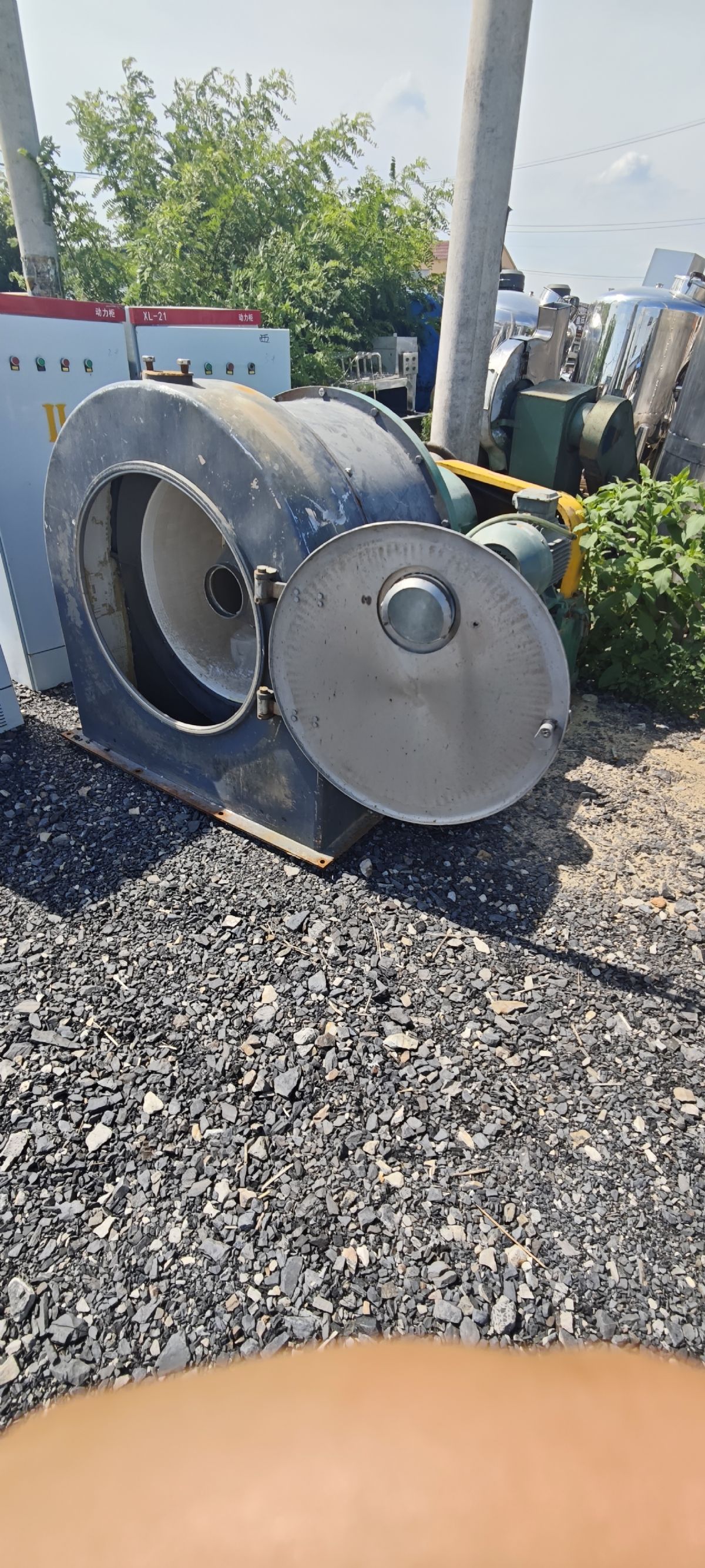 转让二手陶瓷离心脱水机 三台WTS1-805M型石英砂专用陶离心脱水机