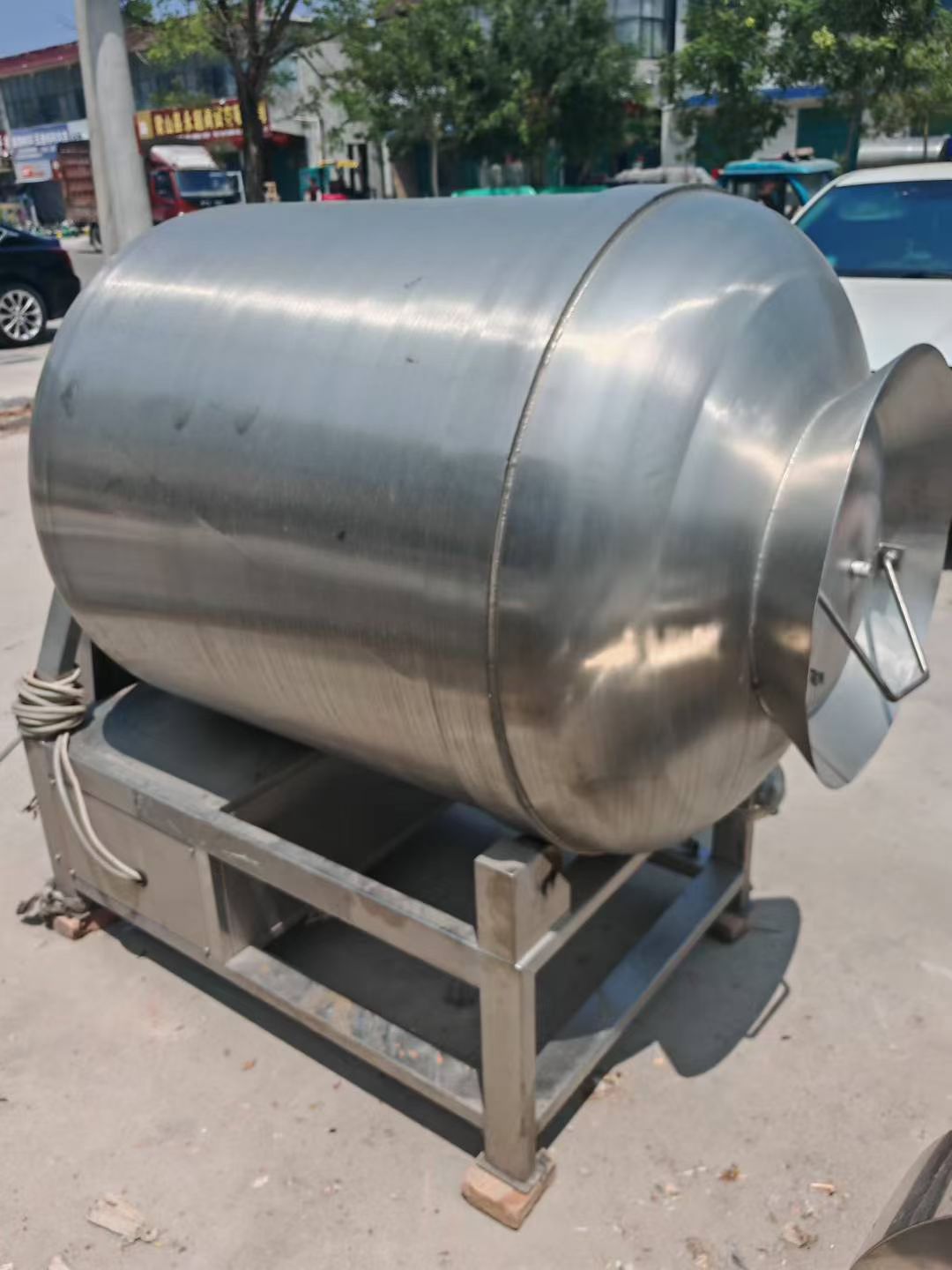 转让二手真空滚揉机 一台容积1000升诸城三普产变频真空滚揉机