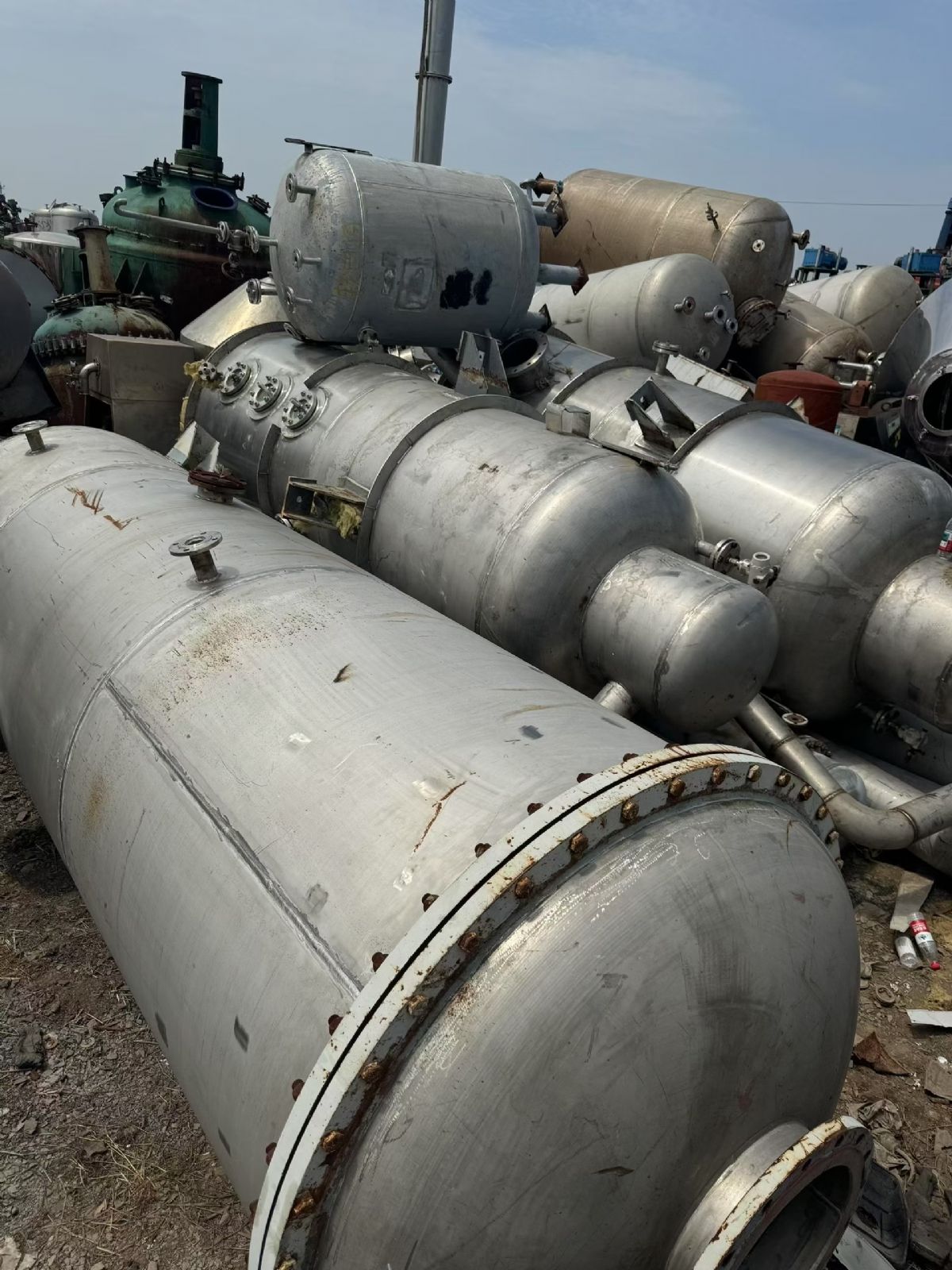 转让二手强制循环蒸发器 一套三效三吨材质2205强制循环蒸发器