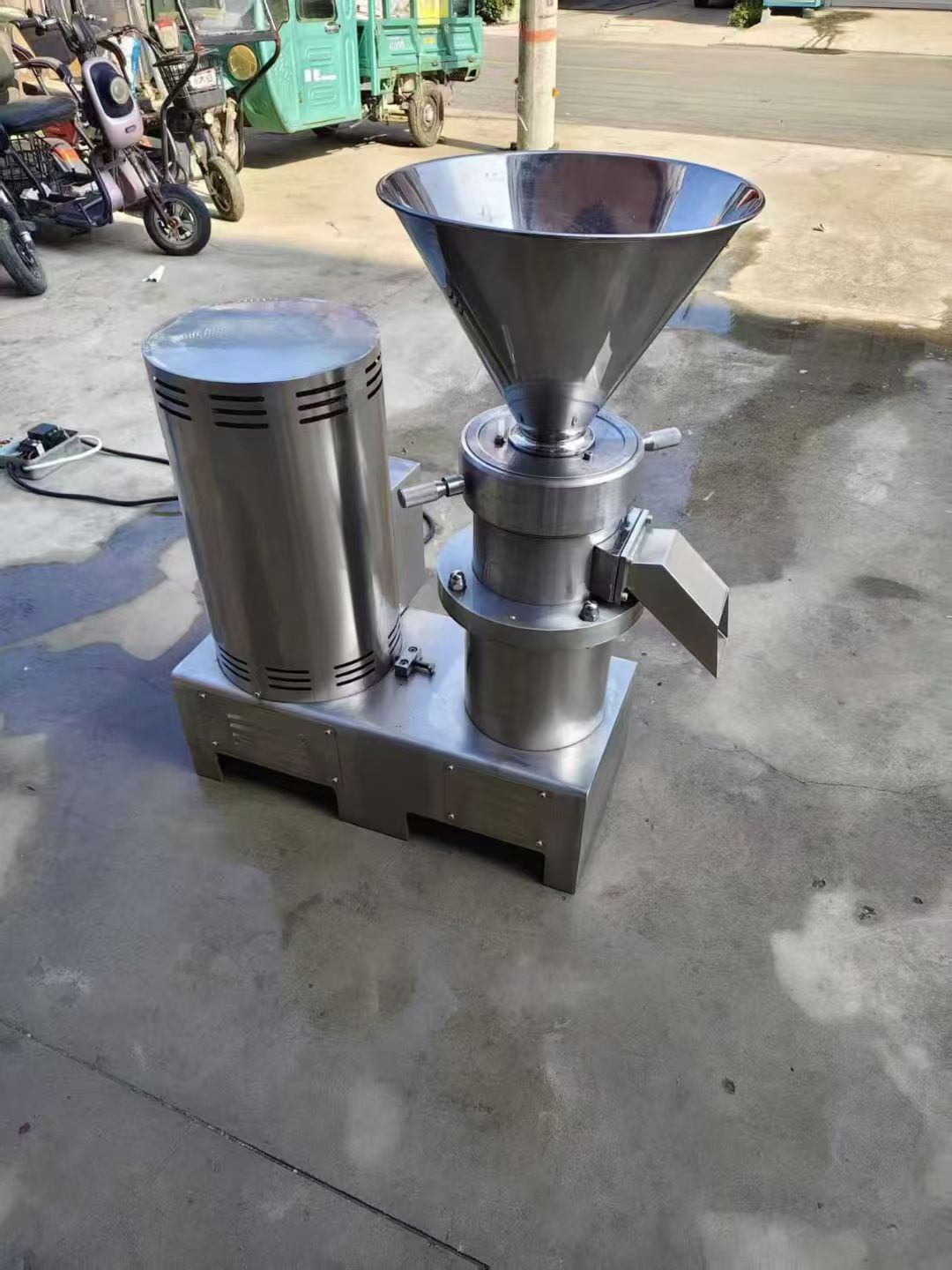 转让二手胶体磨 一台JMS-130B功率11千瓦食品级立式胶体磨