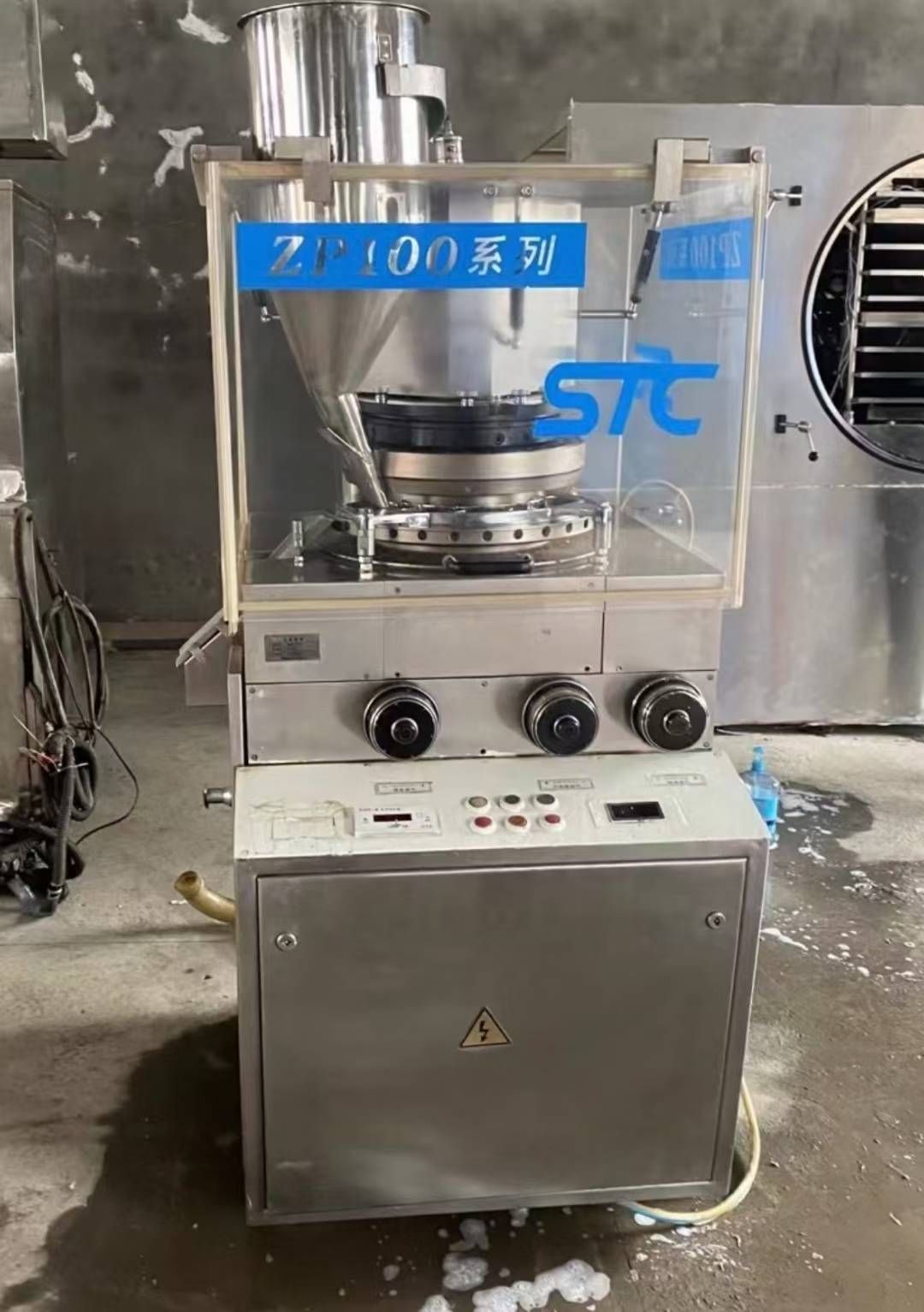 转让二手旋转压片机 一台上海天祥产29冲旋转式压片机