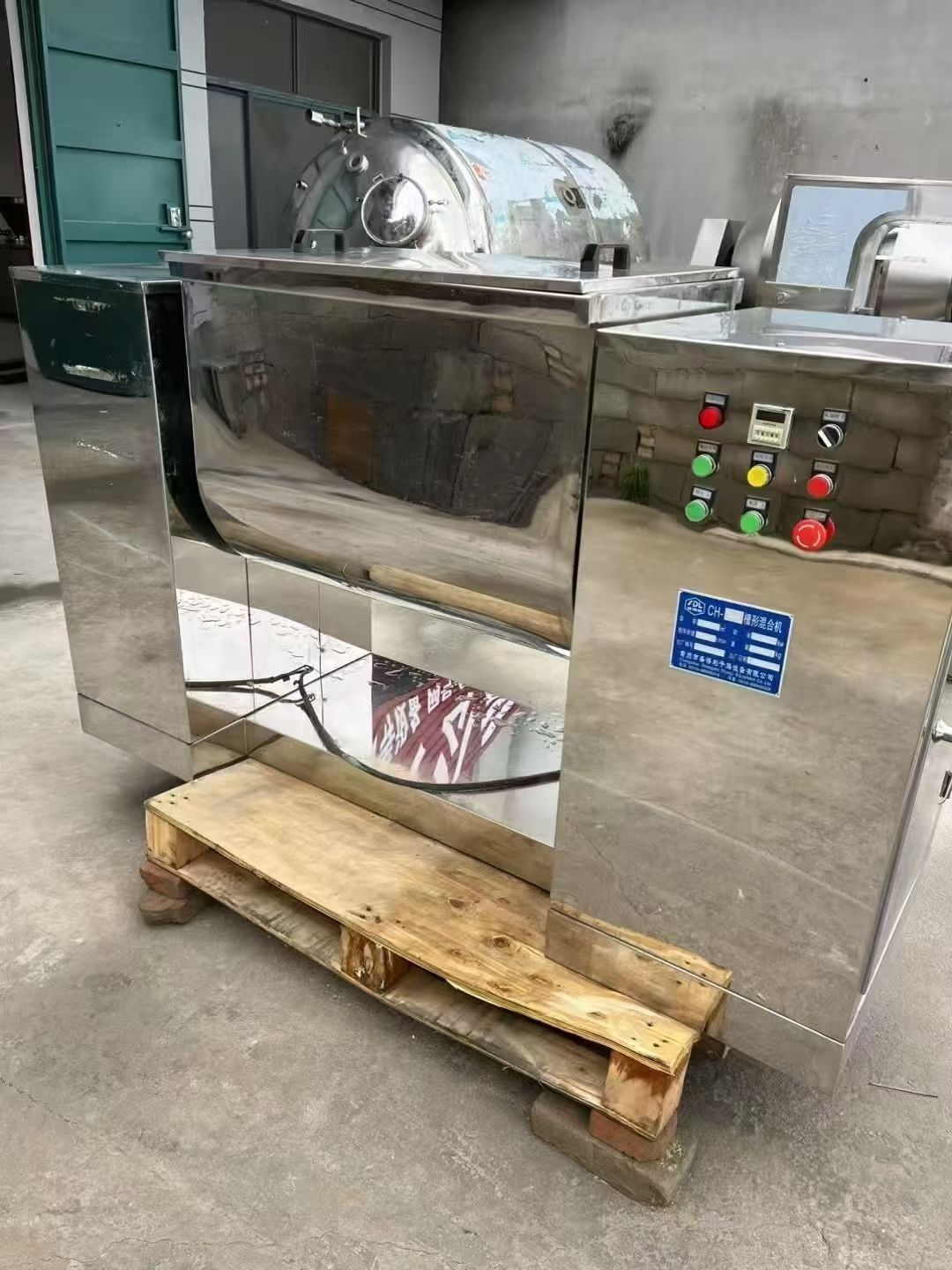 转让二手槽型混合机 一台容积300升制药级不锈钢槽型混合机