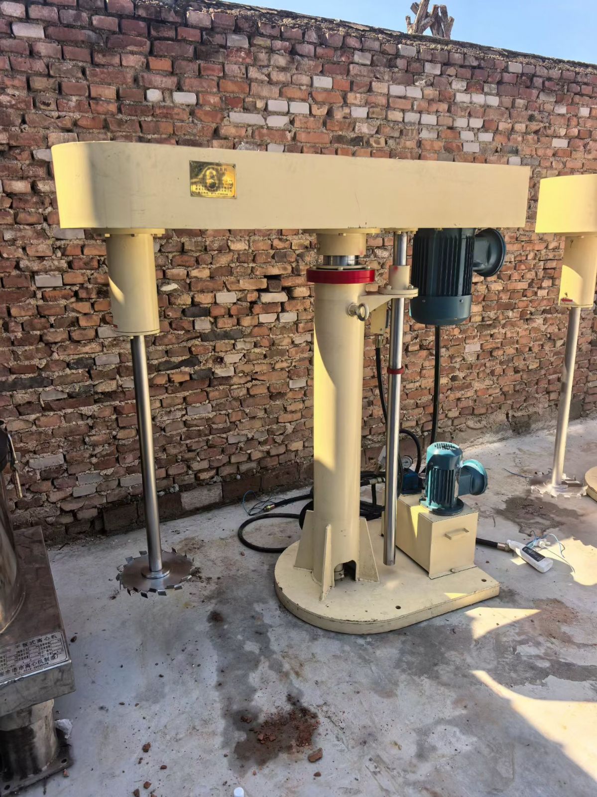 转让二手高速分散机 两台功率5.5千瓦全防爆变频高速分散机