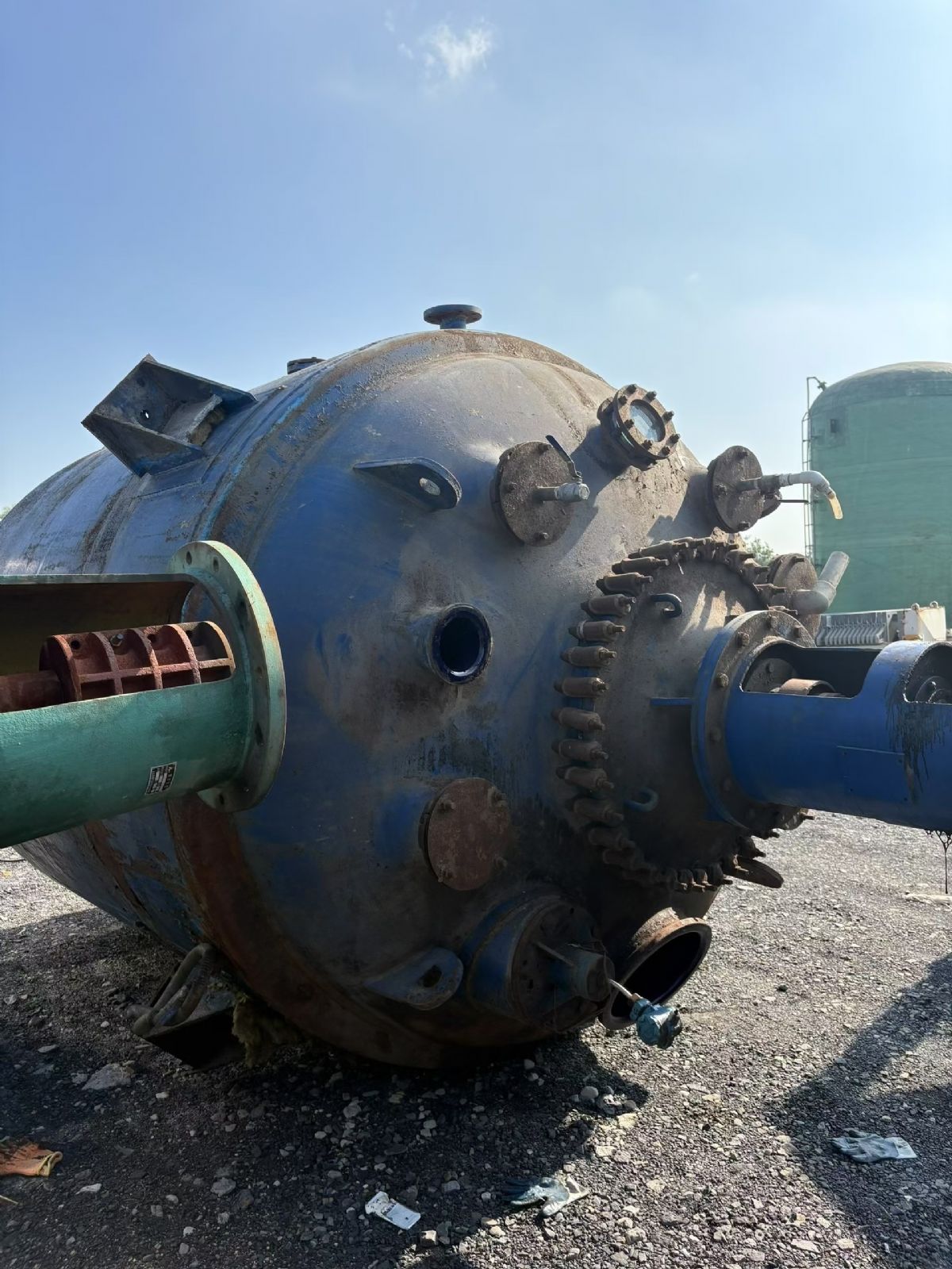 转让二手搪瓷反应釜 两台容积10立方淄博太极产闭式搪瓷反应釜