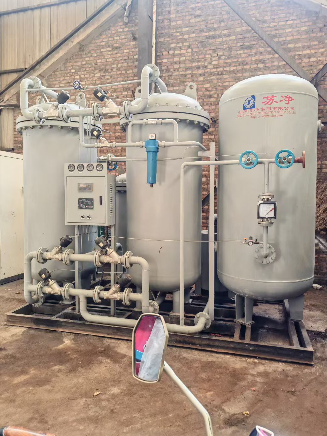 转让二手制氮机 一套容积300立方纯度99.99空气分离制氮机