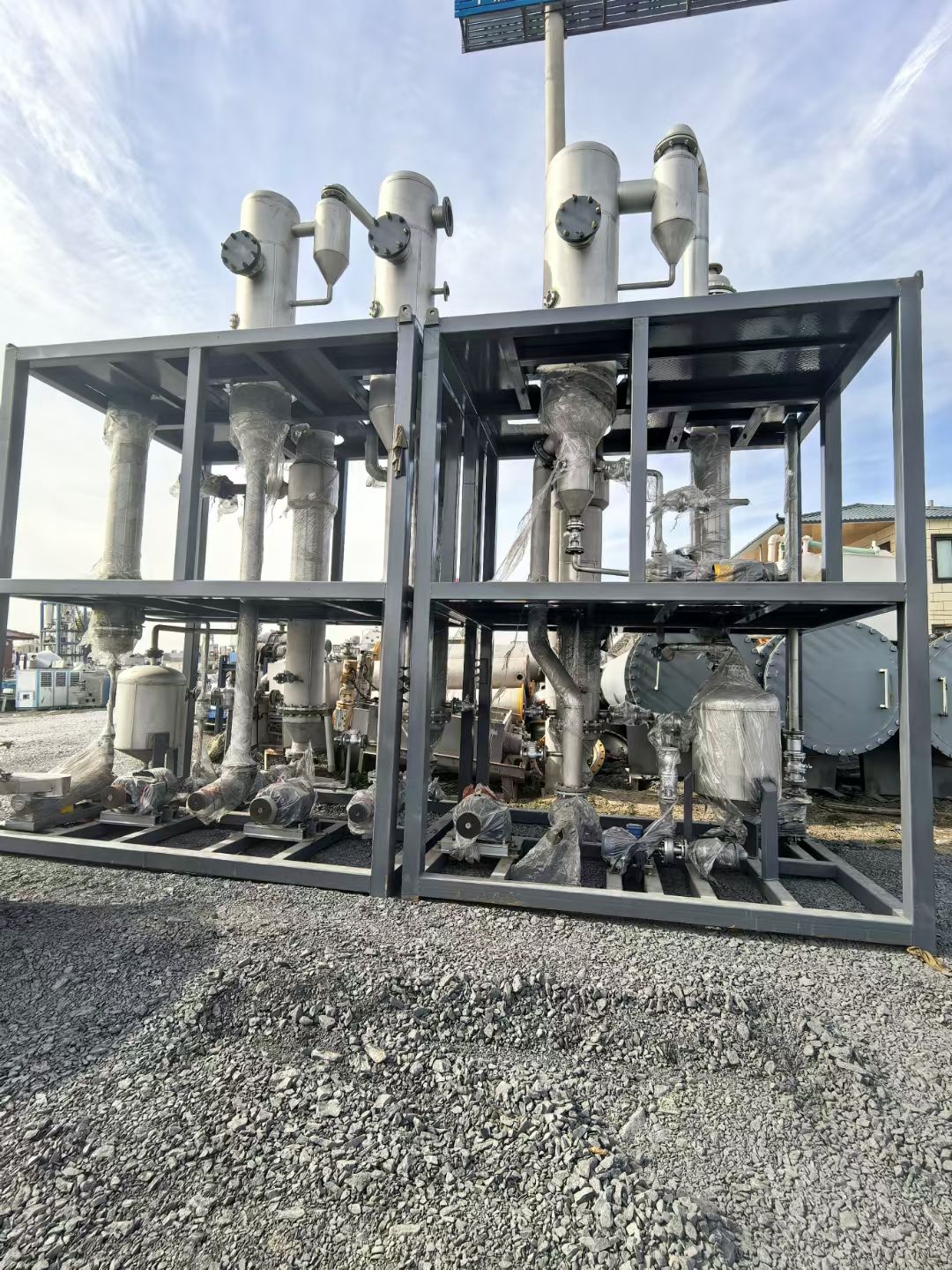 转让二手强制循环蒸发器 一套三效1000L材质316L强制循环蒸发器