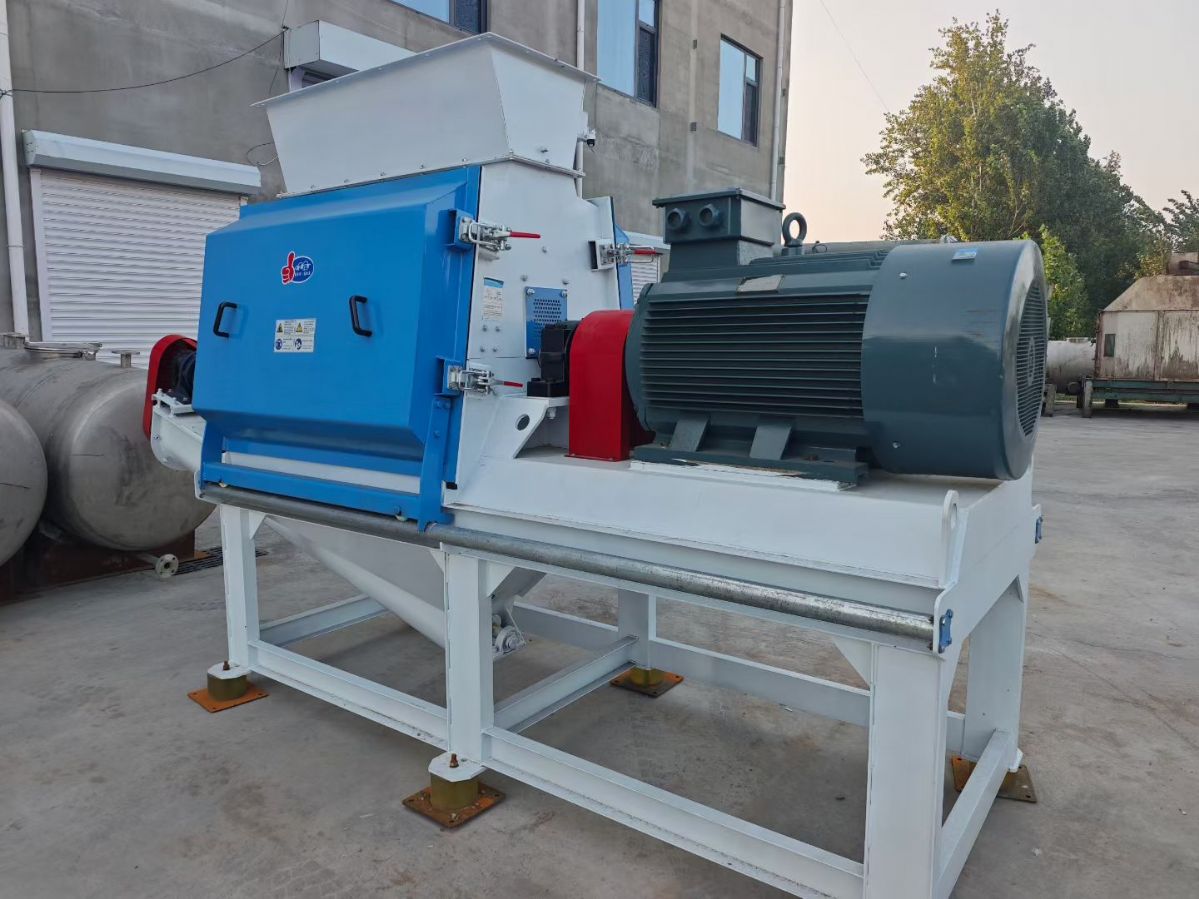 转让二手木材粉碎机 一台功率132千瓦加重型高效木材粉碎机