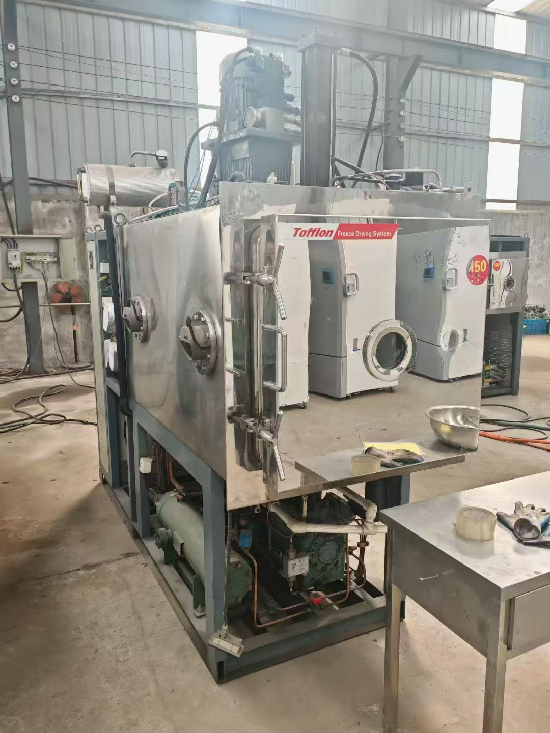 转让二手冷冻干燥机 两台面积1平方上海东富龙产真空冷冻干燥机