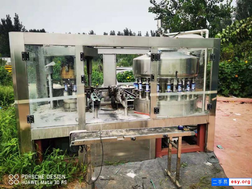 玻璃水灌装机