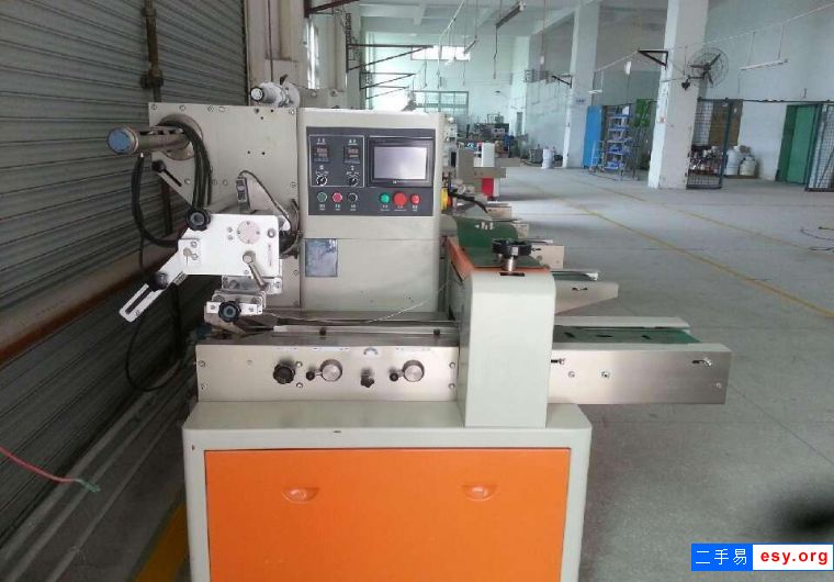 回收二手320枕式包装机