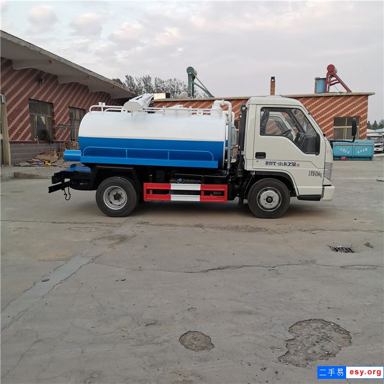 5吨吸粪车 二手吸粪车 定做吸粪罐