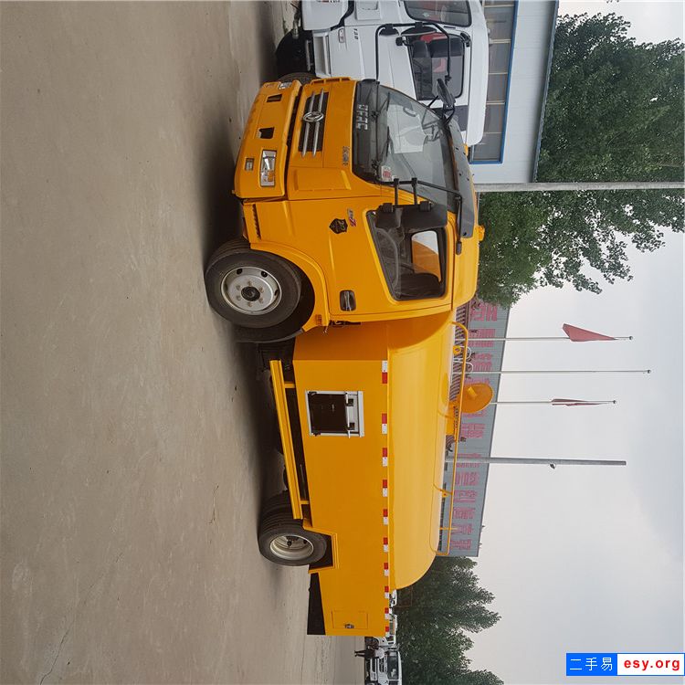 个人转让带手续清洗吸污车 东风吸污车