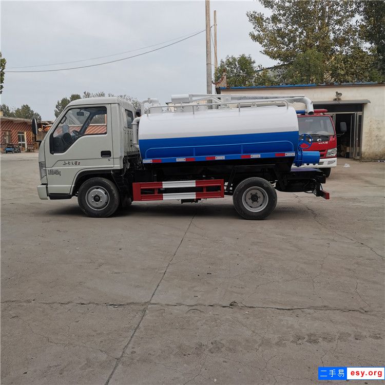 5吨吸粪车 二手吸粪车 定做吸粪罐