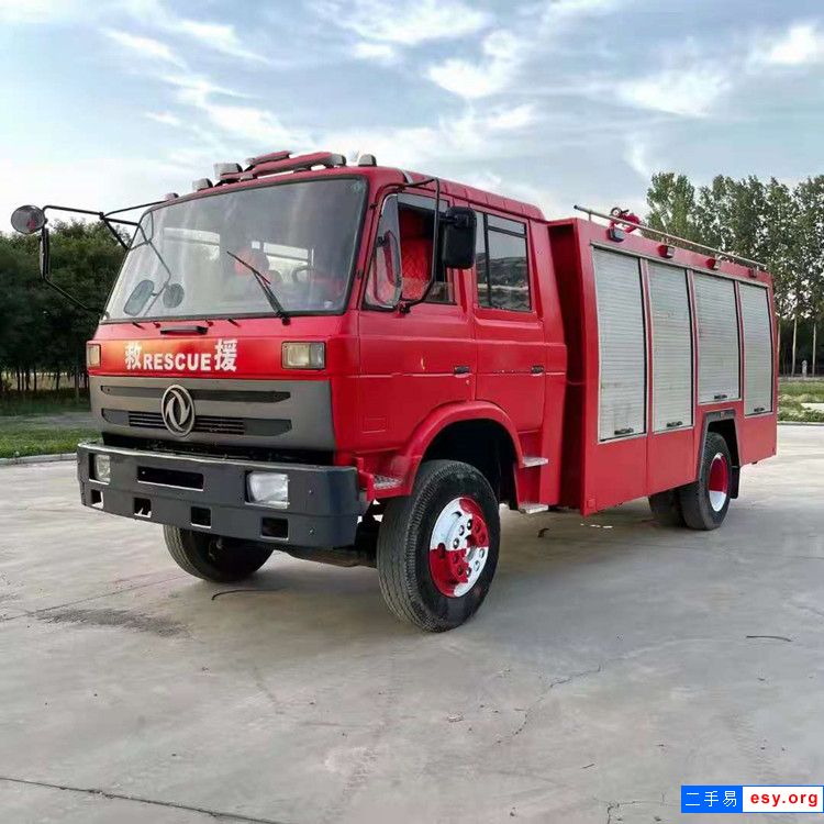 5吨消防车 二手消防车 水罐消防车