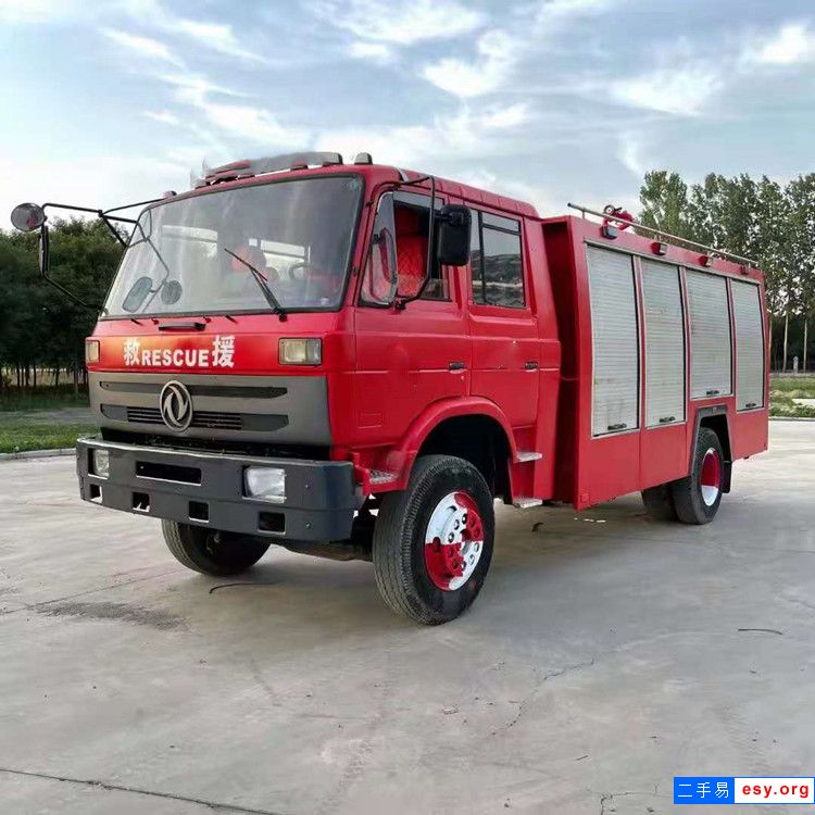 大型水罐消防车 正规退役消防车
