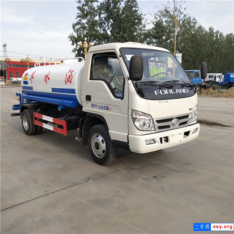 国六全手续东风二手洒水车 8吨水罐车