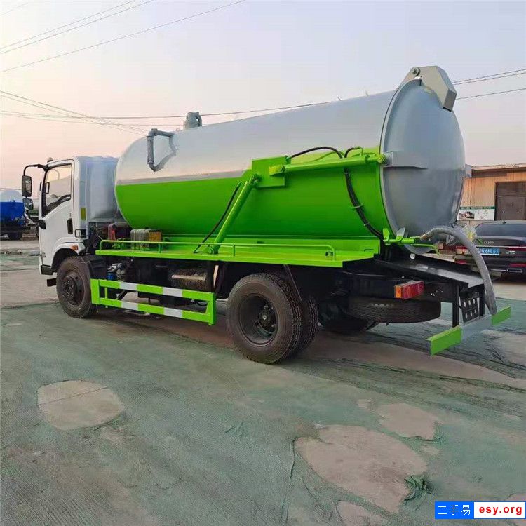 国六全手续东风5吨二手吸污车 真空吸污车
